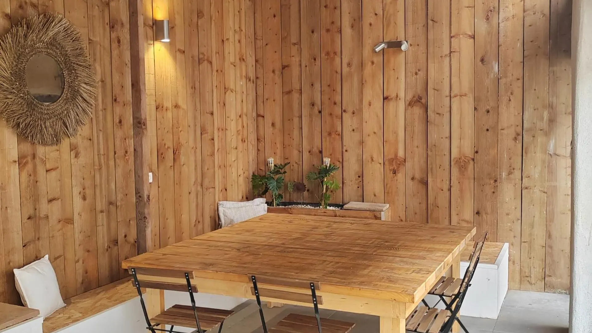Homestay Les Cactus Apartment Grisolles